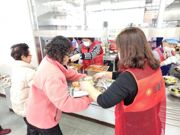 4f9240e86d67d5f09a82aa9049397ae5_1743124